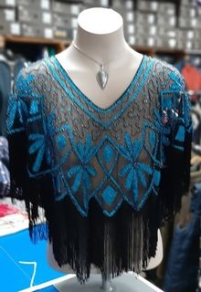 Dazzling Tasseled Shawls