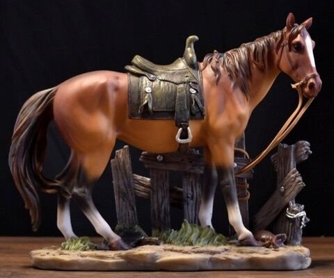 Western Horse Scupture
