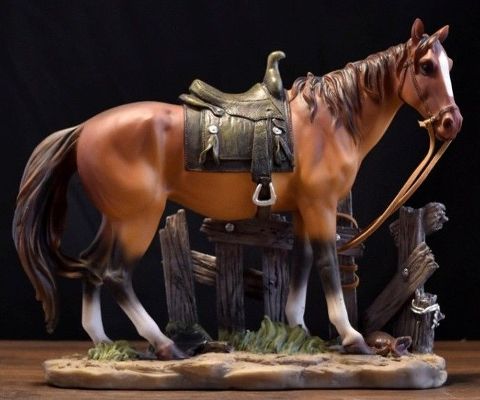 Western Horse Scupture